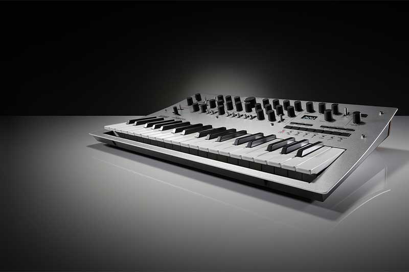 default title korg synth machine synthetiseur minilogue monologue volca