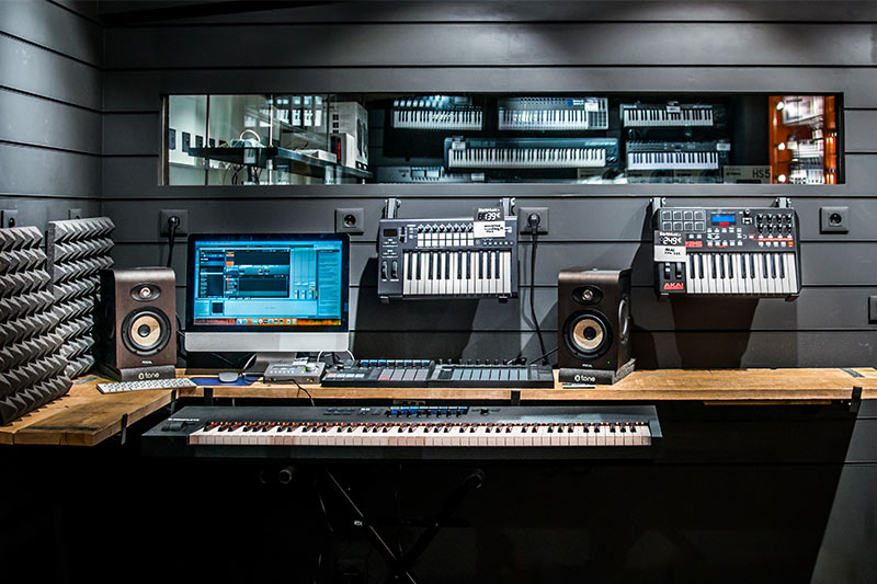 default title native instruments stars music