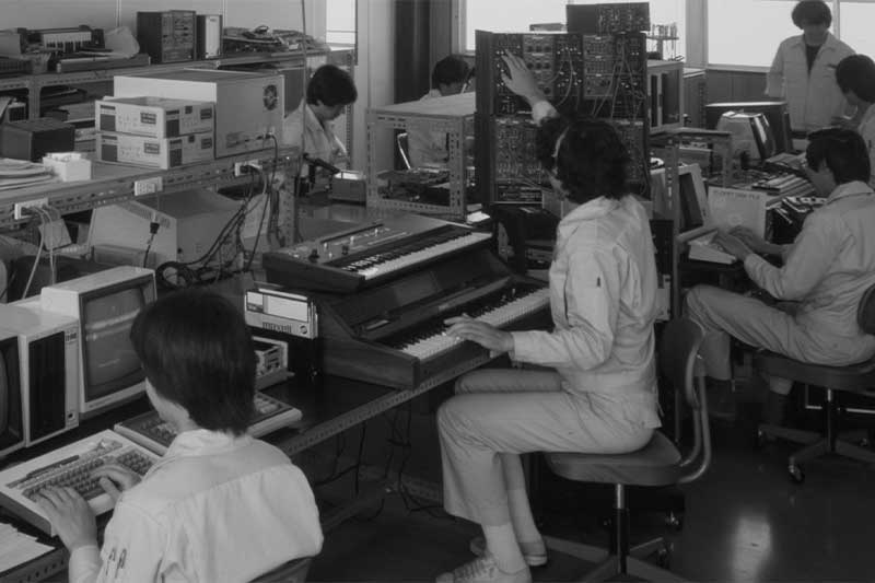 Roland histoire history brand marque