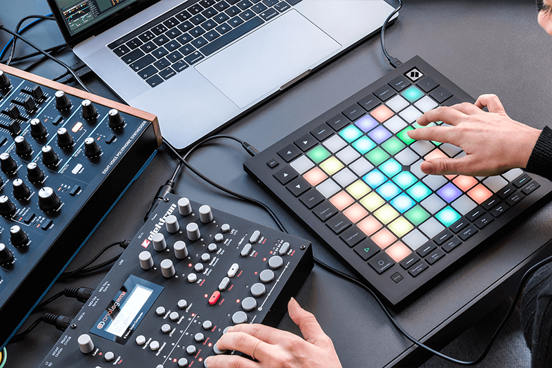 default title novation music launchpad clavier midi controleur