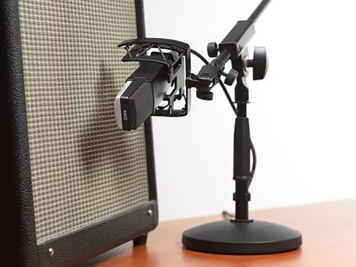 Akg C 114 - Micro Statique Large Membrane - Variation 3