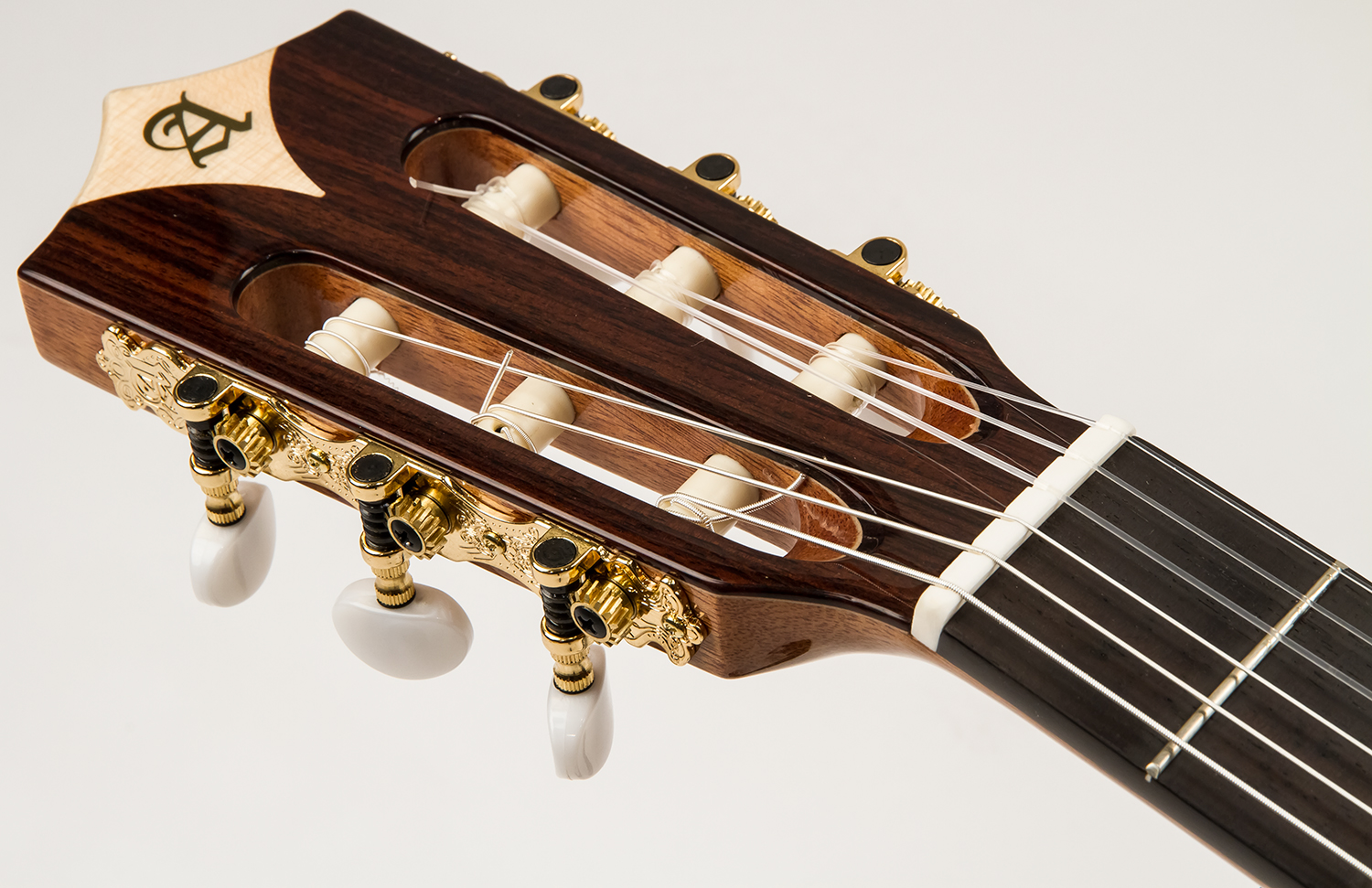 Alhambra Cs-3 Cw E8 Cross-over Cedre Palissandre Eb - Natural - Guitare Classique Format 4/4 - Variation 4
