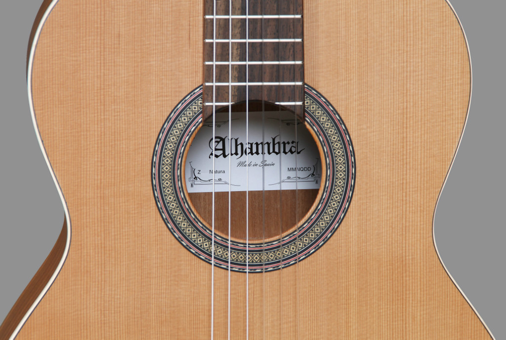Alhambra Z-nature 4/4 Cedre Acajou - Natural - Guitare Classique Format 4/4 - Variation 2