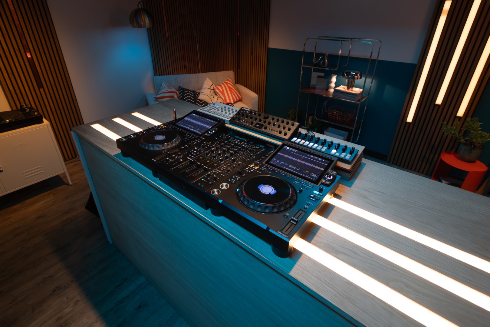 Alphatheta Djm-v5 - Table De Mixage Dj - Variation 19