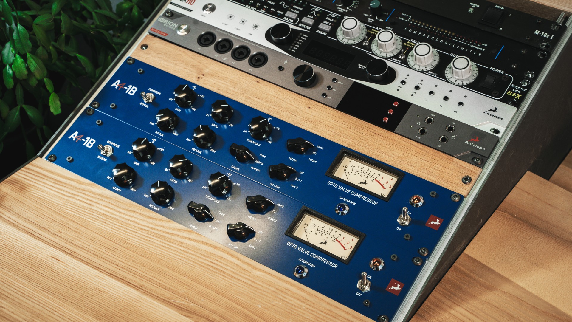 Antelope Audio A4-1b - Compresseur Limiteur Gate - Variation 11