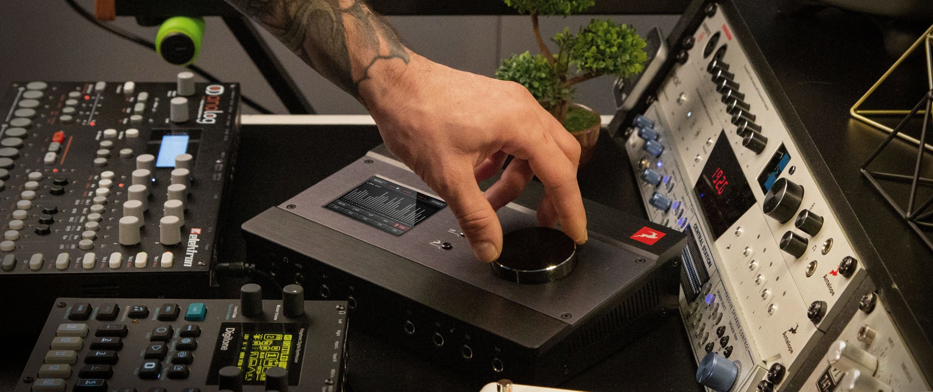 Antelope Audio Zen Tour Synergy Core - Carte Son Thunderbolt - Variation 18