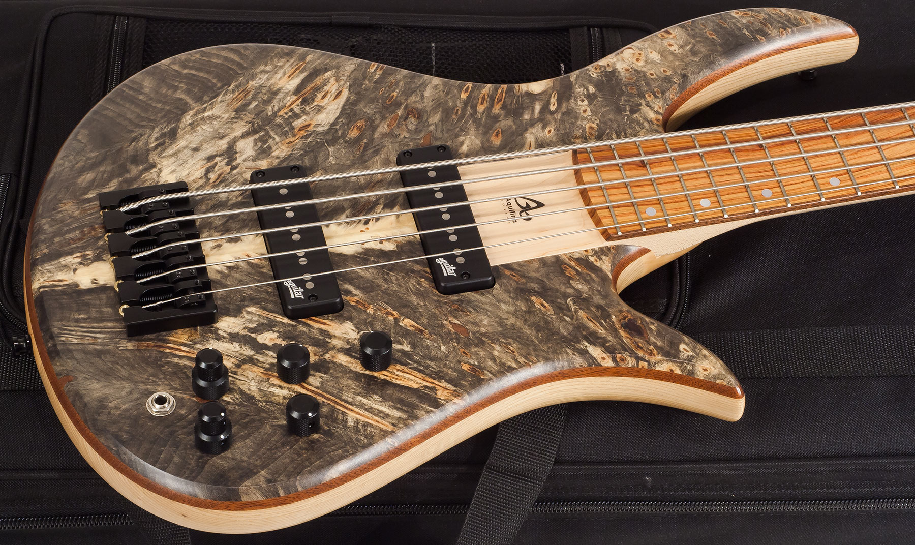 Aquilina Triton 5 Aulne/frene Active - Buckeyes Burl - Basse Électrique Solid Body - Variation 1