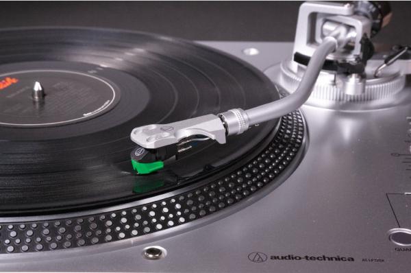 Platine vinyle Audio technica AT-LP120 X USB SV