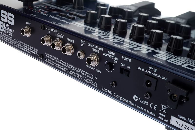 Multi effet basse en pedalier Boss ME50B Bass Multiple Effects