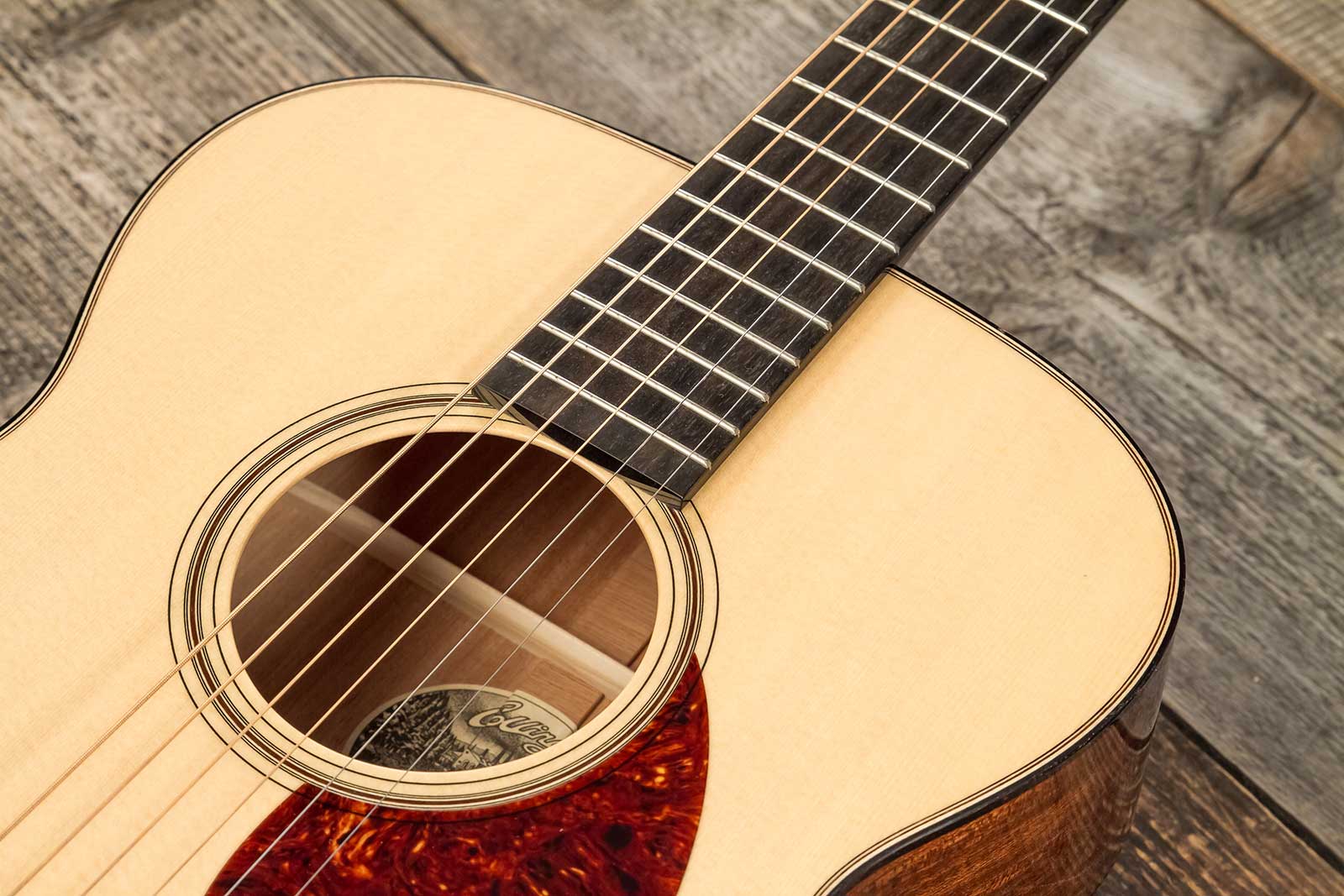 Collings 001 14-fret Traditional Grand Concert Epicea Acajou Eb #34443 - Natural - Guitare Folk - Variation 4