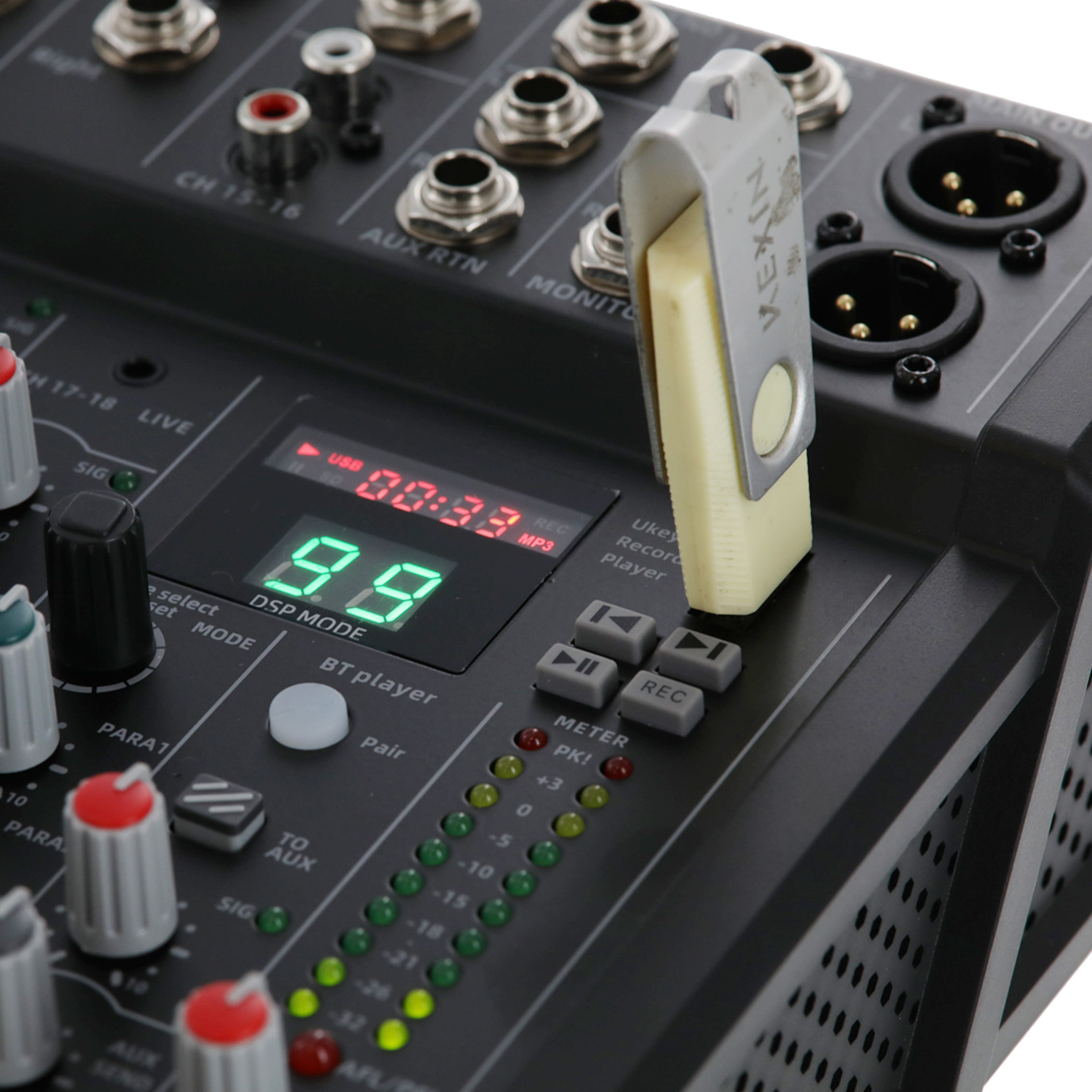 Definitive Audio Tml 8 Bu Dsp - Table De Mixage Analogique - Variation 4