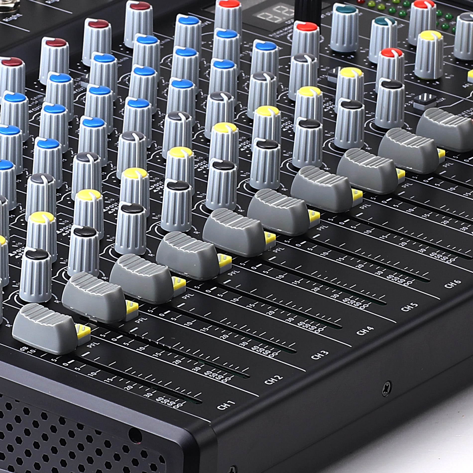 Definitive Audio Tml 8 Bu Dsp - Table De Mixage Analogique - Variation 5