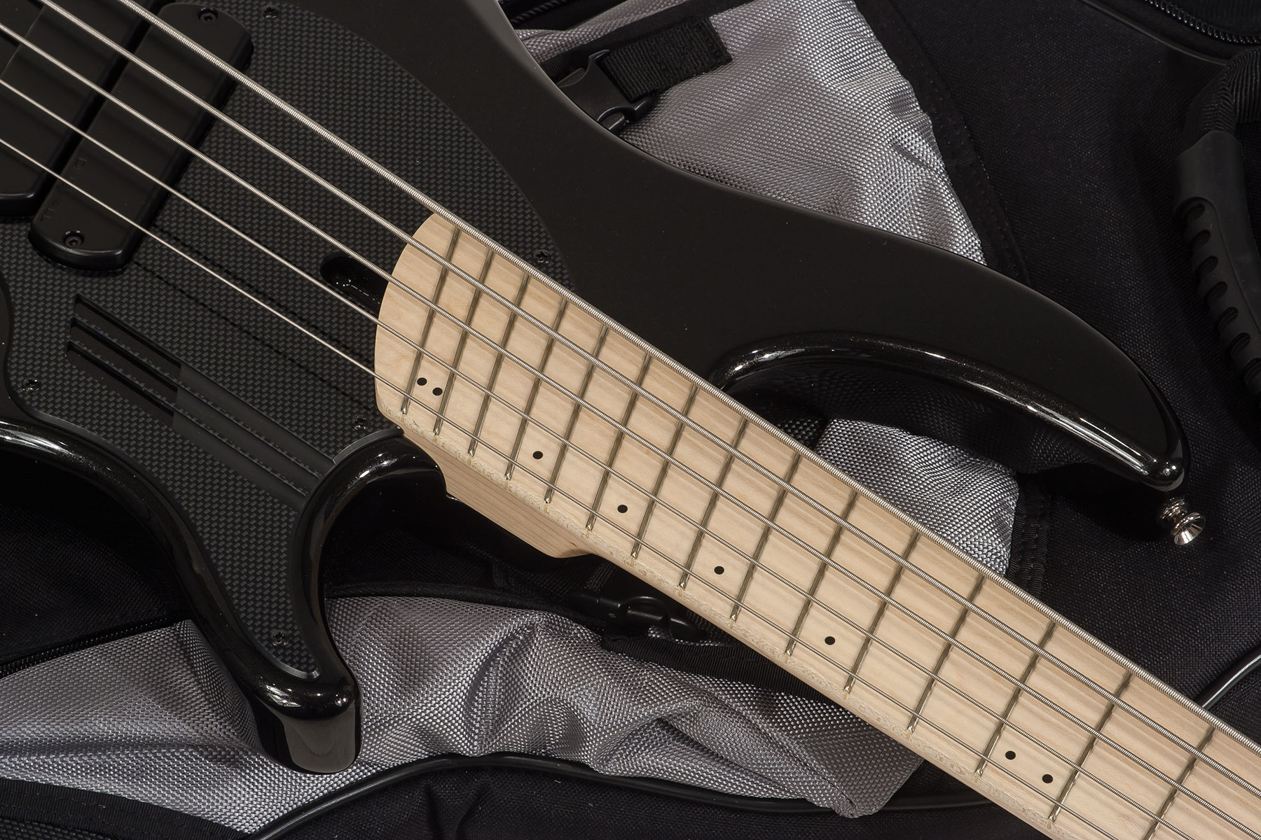 Dingwall Adam Nolly Getgood Ng2 5c 2-pickups Signature Active Mn - Metallic Black - Basse Électrique Solid Body - Variation 2