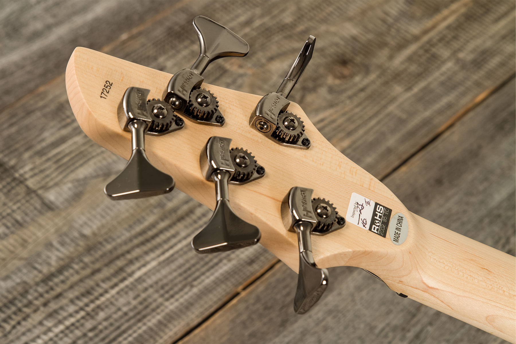 Dingwall Basse Électrique Solid Body - Basse Électrique Solid Body - Variation 8