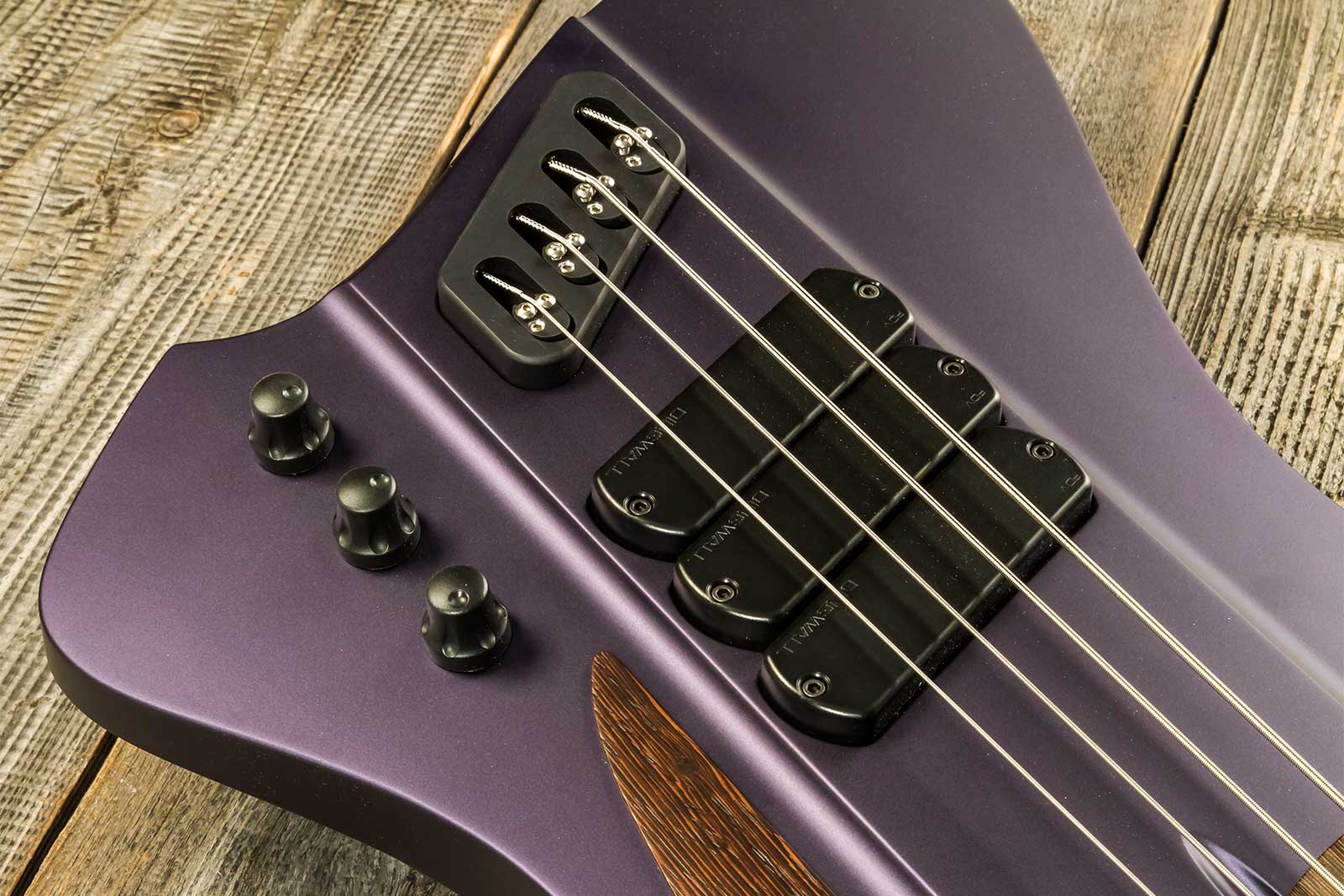 Dingwall Custom Shop D-roc 4c 3-pickups Wen #6982 - Purple To Faded Black - Basse Électrique Solid Body - Variation 3