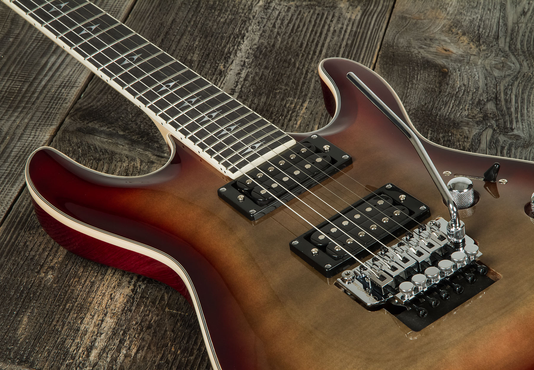 Eastone Metdc100 +blackstar Debut 10 +cable +clip-on Tuner +mediators +housse +courroie - Black Flames - Pack Guitare Électrique - Variation 3