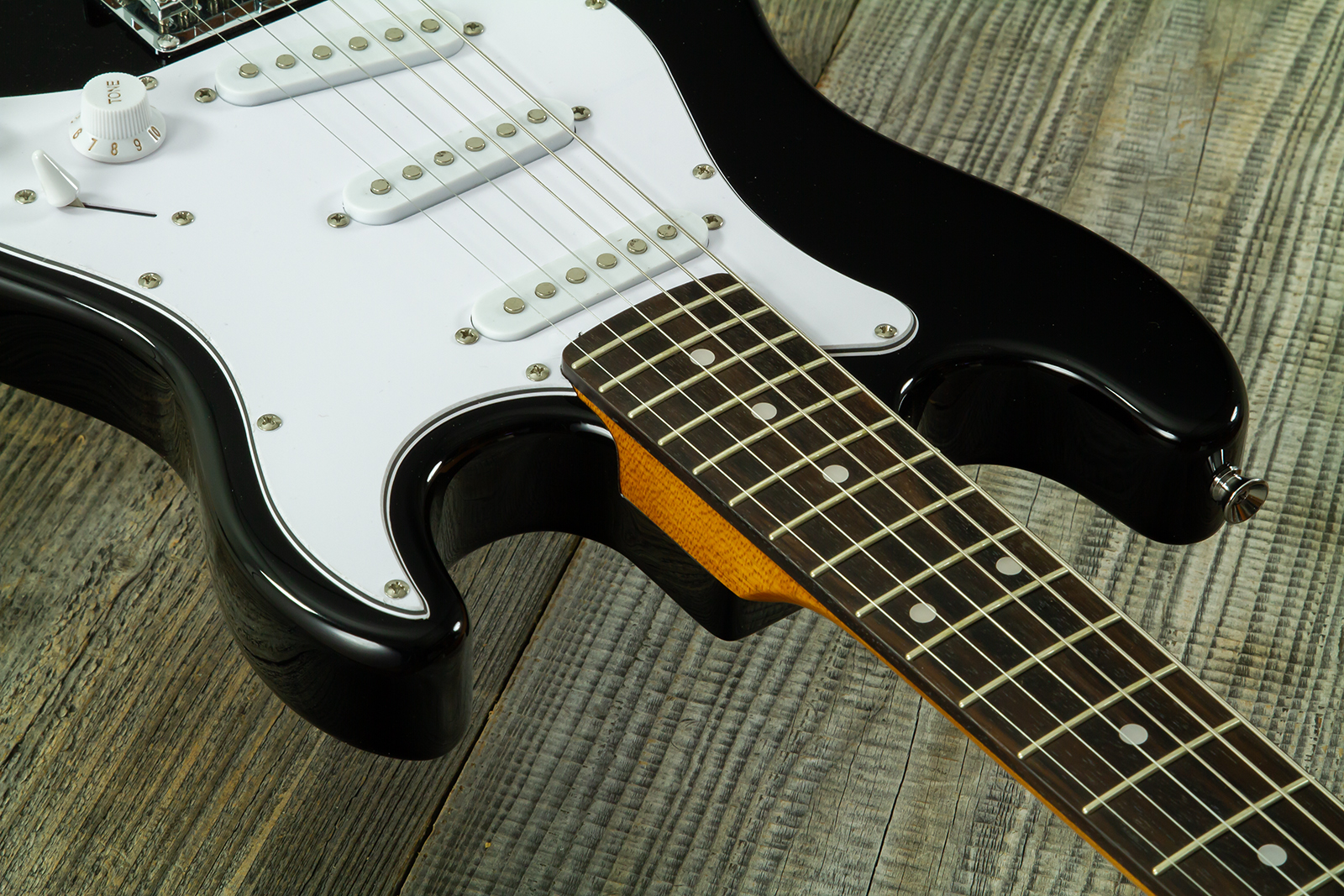 Eastone St-mini-blk 3s Trem Pur - Black - Guitare Électrique Enfant - Variation 4