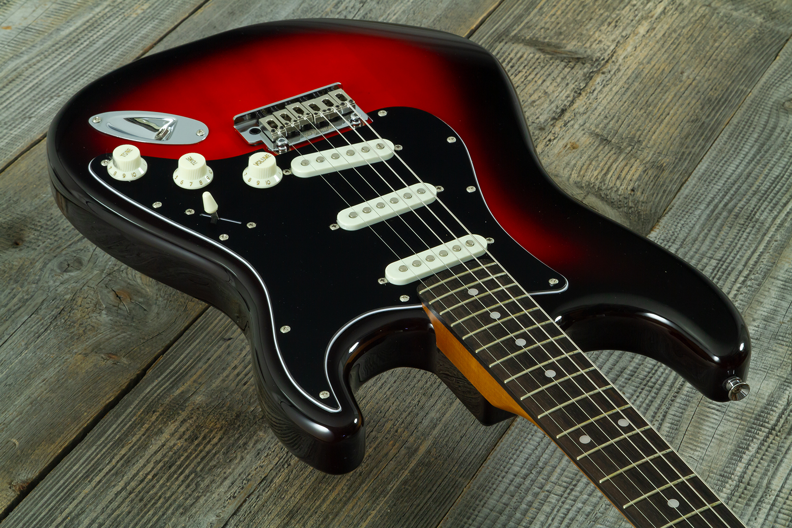 Eastone St100r-s3t-rw 3s Trem Rw - 3-tone Burst - Guitare Électrique Forme Str - Variation 2