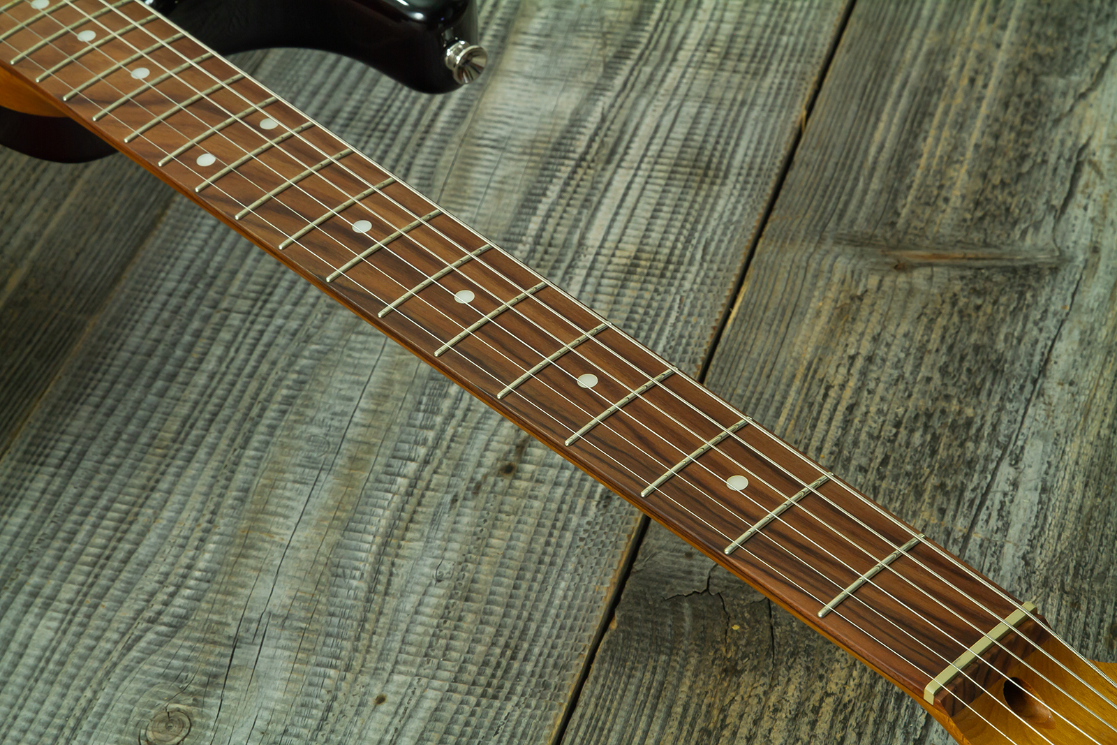 Eastone St500r-fs2t-rw 3s Trem Rw - 2-tone Burst - Guitare Électrique Forme Str - Variation 5