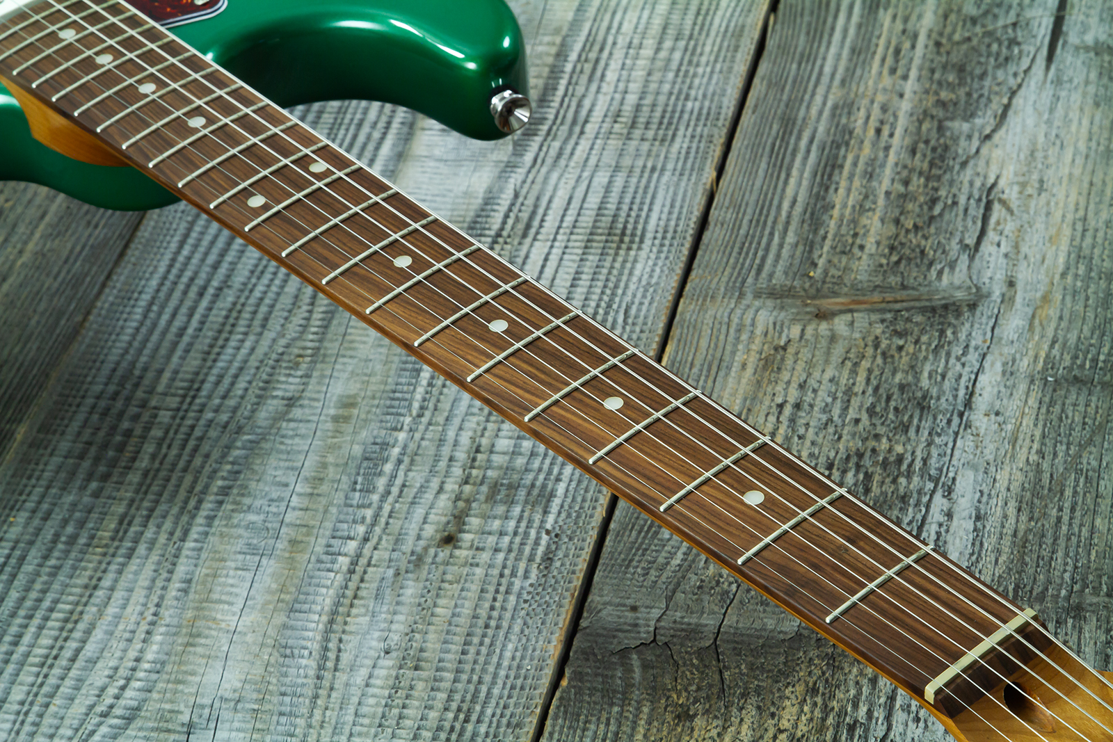Eastone St550r-dmg Hss Trem Rw - Dark Metal Green - Guitare Électrique Forme Str - Variation 6