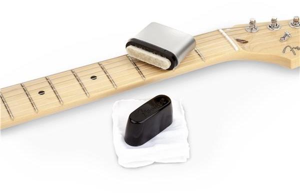 Entretien et nettoyage guitare & basse Fender Speed Slick Guitar String Cleaner
