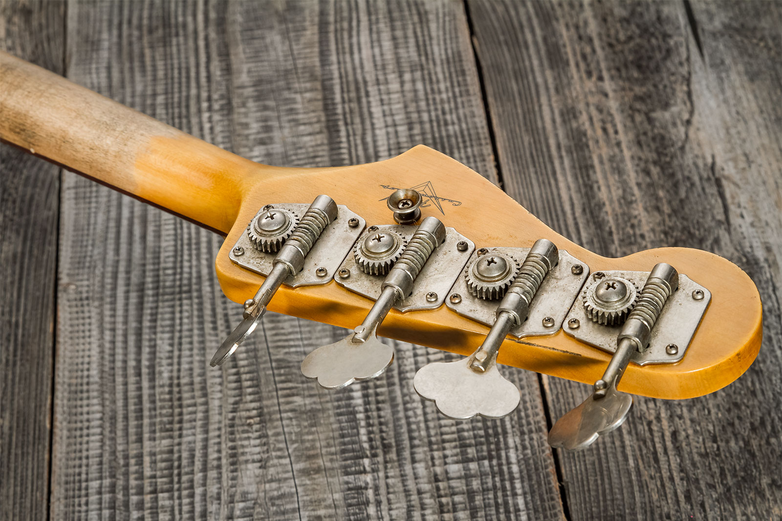 Fender Custom Shop Jazz Bass 1961 Rw #cz572155 - Heavy Relic 3-color Sunburst - Basse Électrique Solid Body - Variation 9