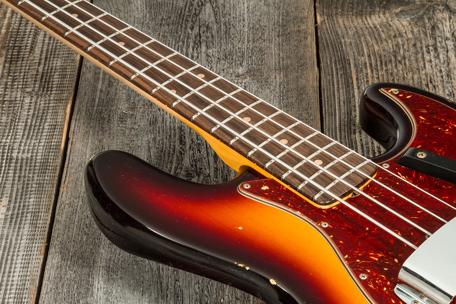 Fender Custom Shop  Jazz Bass 1962 Rw #cz569015 - Relic 3-color Sunburst - Basse Électrique Solid Body - Variation 3
