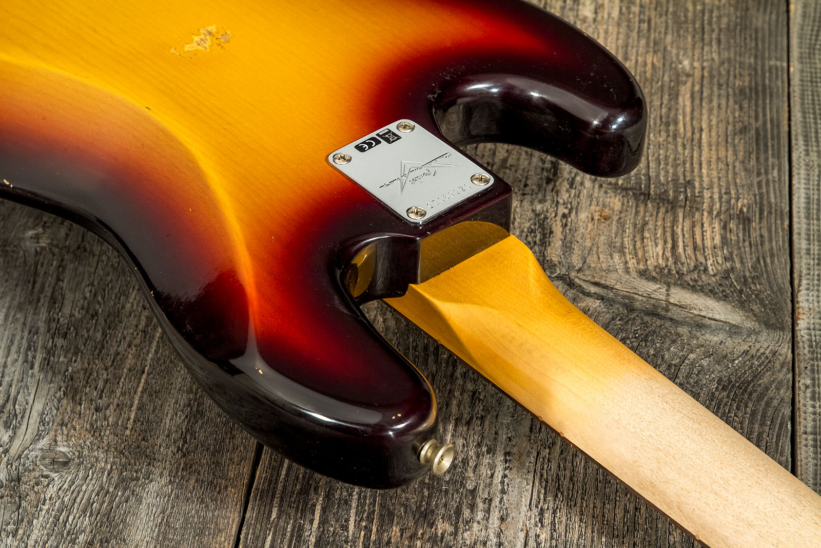 Fender Custom Shop  Jazz Bass 1962 Rw #cz569015 - Relic 3-color Sunburst - Basse Électrique Solid Body - Variation 7
