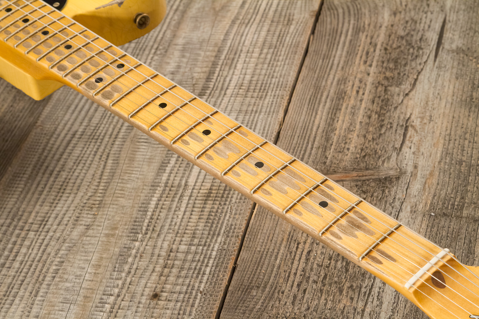 Fender Custom Shop Nocaster Tele 1951 2s Ht Mn #r137320 - Heavy Relic Natural Blonde - Guitare Électrique Forme Str - Variation 5