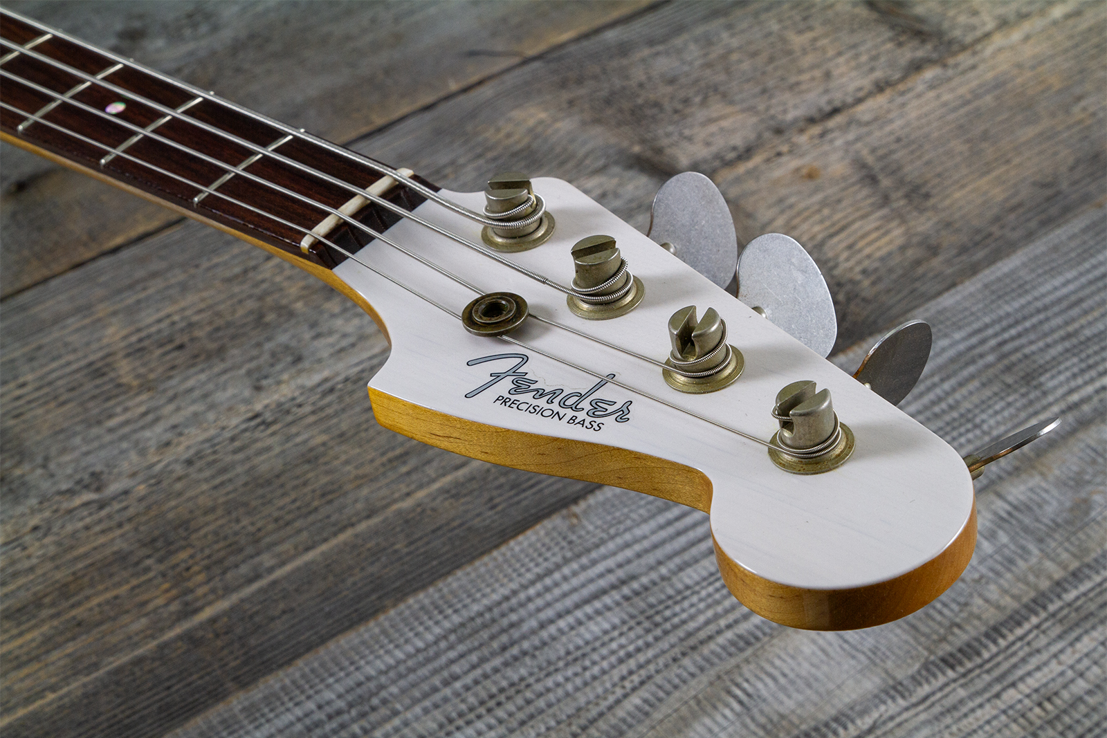 Fender Custom Shop Precision Bass 1960 Rw #r140276 - Journeyman Relic White Blonde - Basse Électrique Solid Body - Variation 6