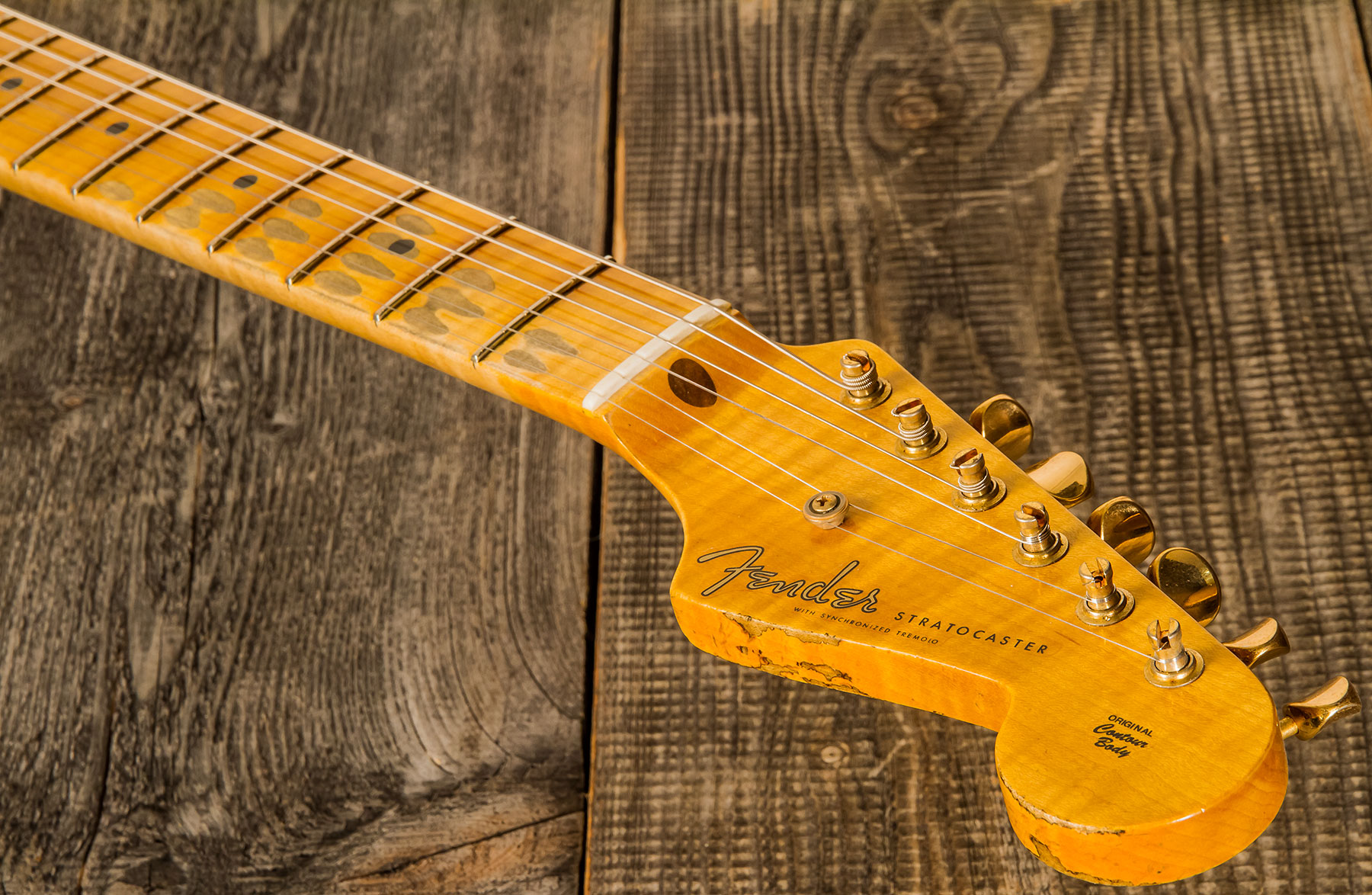 Fender Custom Shop Strat 1955 Bone Tone Usa 3s Trem Mn #cz554628 - Relic Honey Blonde W/ Gold Hardware - Guitare Électrique Forme Str - Variation 4