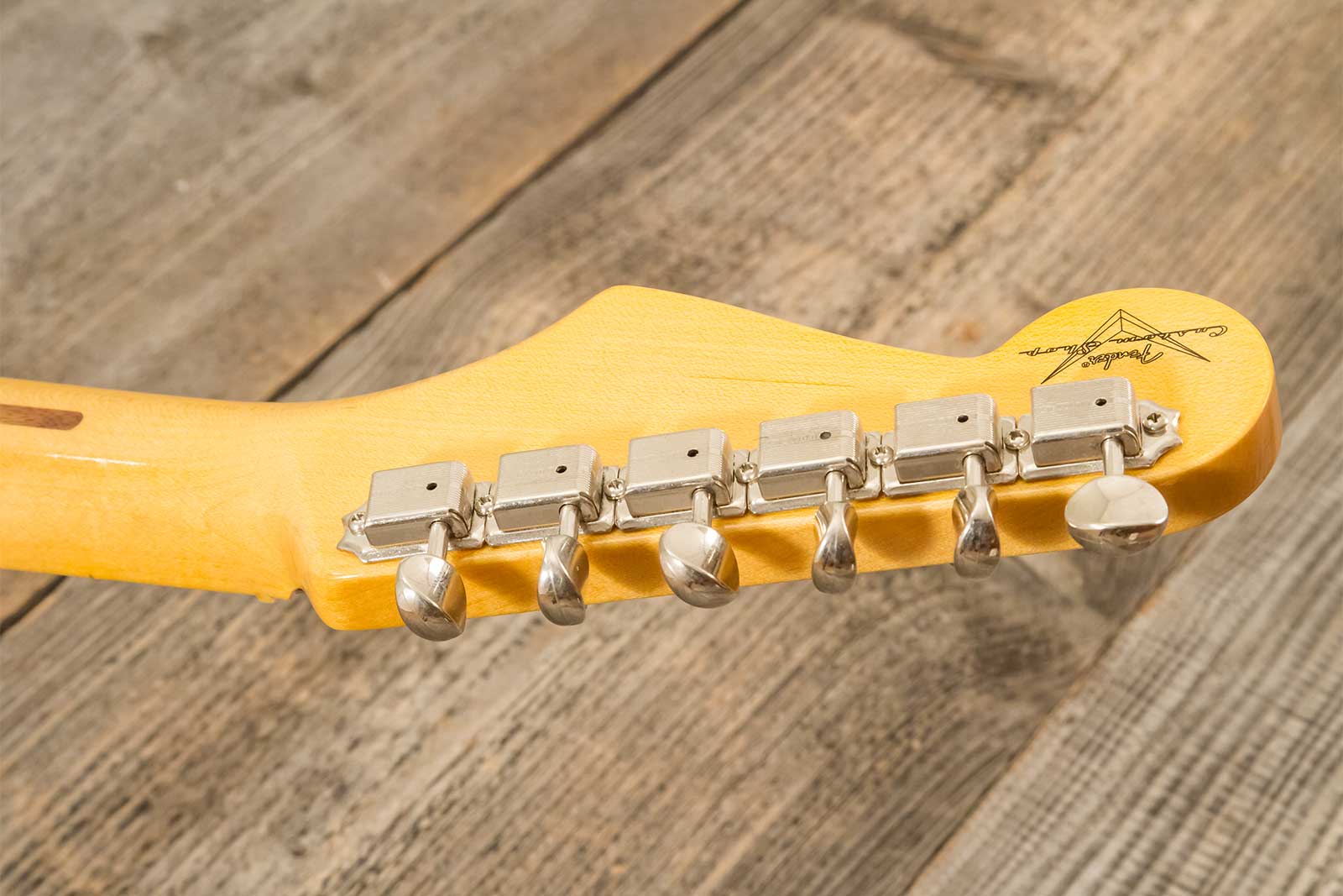 Fender Custom Shop Strat 1955 Vintage Custom Hardtail 3s Ht Mn #r142055 - Time Capsule 2-color Sunburst - Guitare Électrique Forme Str - Variation 12
