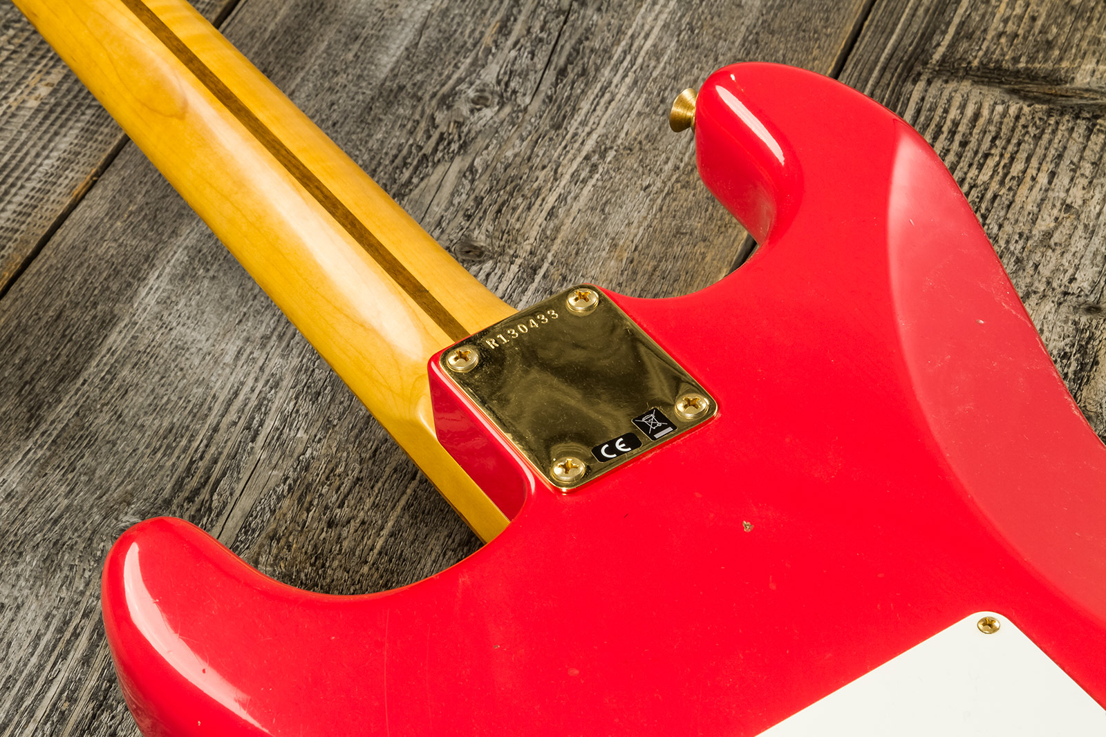 Fender Custom Shop Strat 1956 3s Trem Mn #r130433 - Journeyman Relic Fiesta Red - Guitare Électrique Forme Str - Variation 6