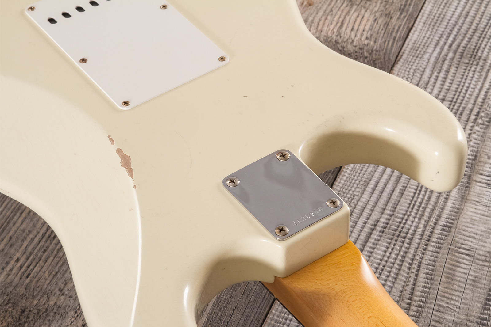 Fender Custom Shop Strat 1959 Masterbuilt D.brown 3s Trem Rw #r143697 - Journeyman Relic Vintage White - Guitare Électrique Forme Str - Variation 10