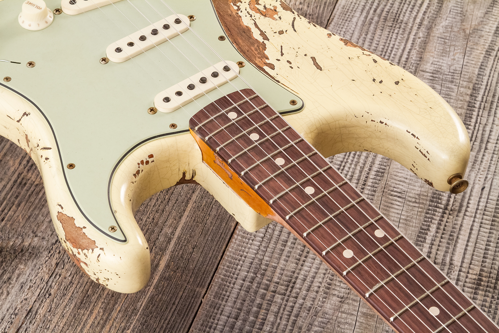 Fender Custom Shop Strat 1960 Dual Mag Ii Rw #cz563967 - Super Heavy Relic Vintage White - Guitare Électrique Forme Str - Variation 5