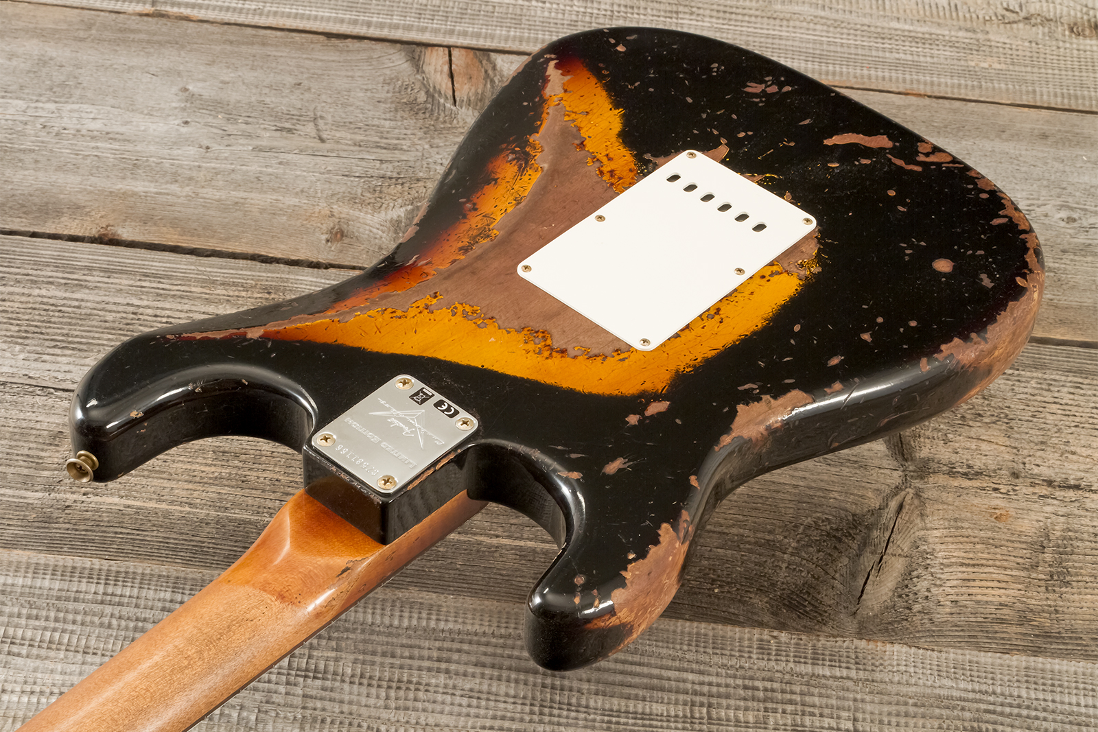 Fender Custom Shop Strat 1960 Roasted 3s Trem Rw #cz581166 - Super Heavy Relic Black O. 2-color Sunburst - Guitare Électrique Forme Str - Variation 7