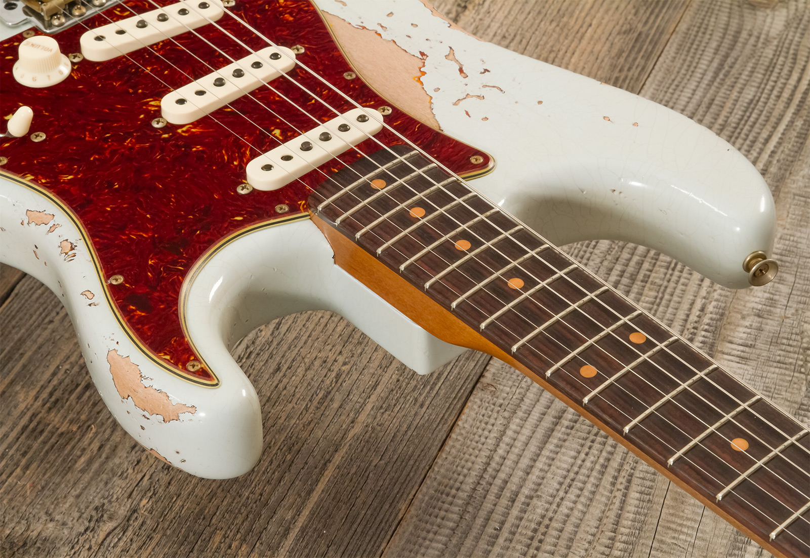 Fender Custom Shop Strat 1961 3s Trem Rw #cz580999 - Heavy Relic Sonic Blue O. 3-color Sunburst - Guitare Électrique Forme Str - Variation 5