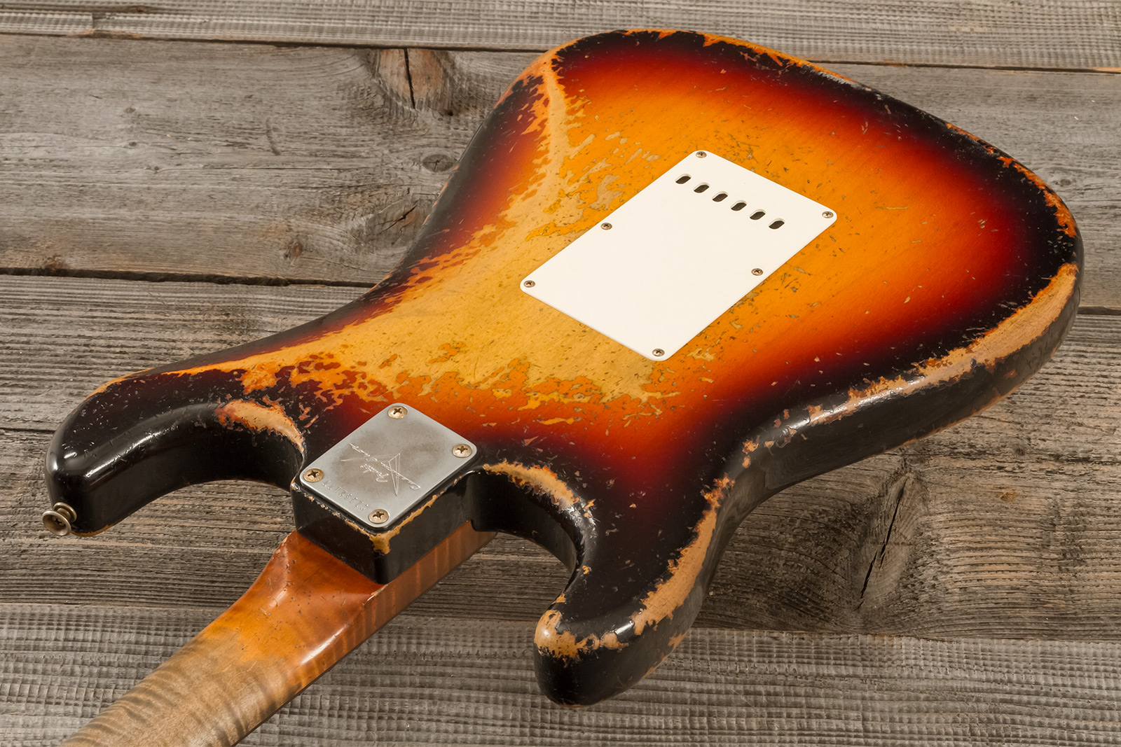 Fender Custom Shop Strat 1961 Masterbuilt D.wilson 3s Trem Rw #cz552177 - Heavy Relic 3-color Sunburst - Guitare Électrique Forme Str - Variation 7