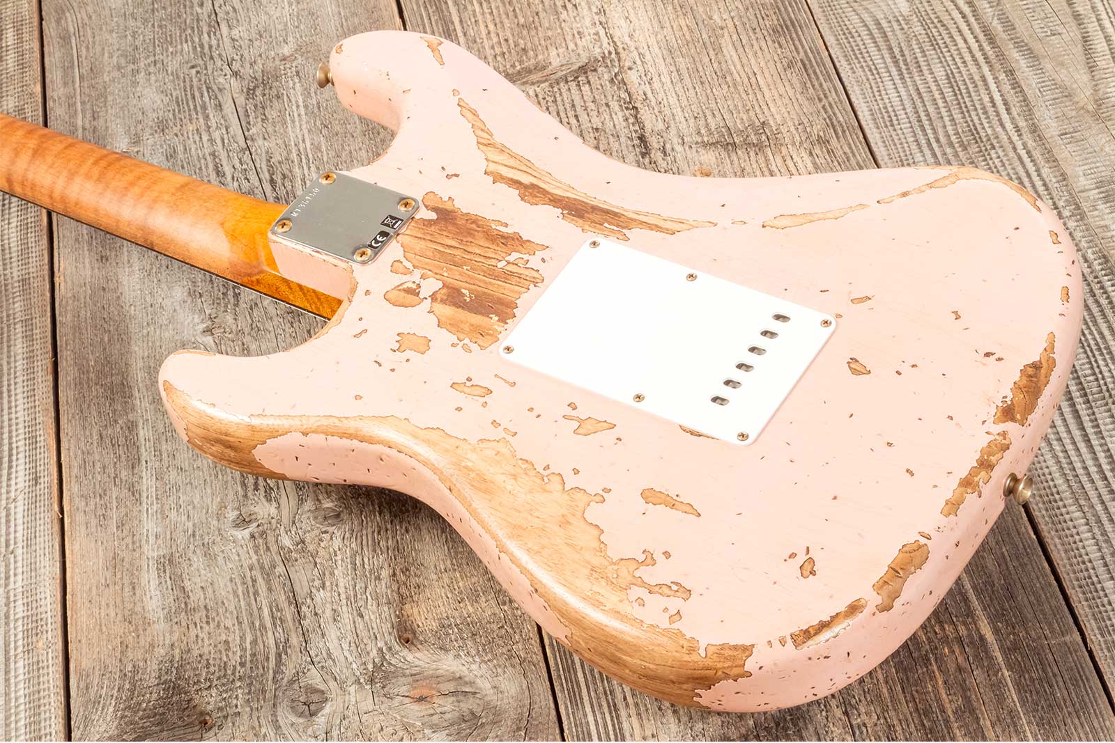 Fender Custom Shop Strat 1963 3s Trem Rw #r136150 - Super Heavy Relic Shell Pink - Guitare Électrique Forme Str - Variation 5