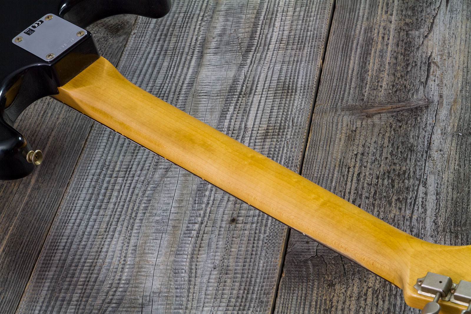 Fender Custom Shop Strat 1963 3s Trem Rw #r143861 - Relic Black O. Hle Gold - Guitare Électrique Forme Str - Variation 10