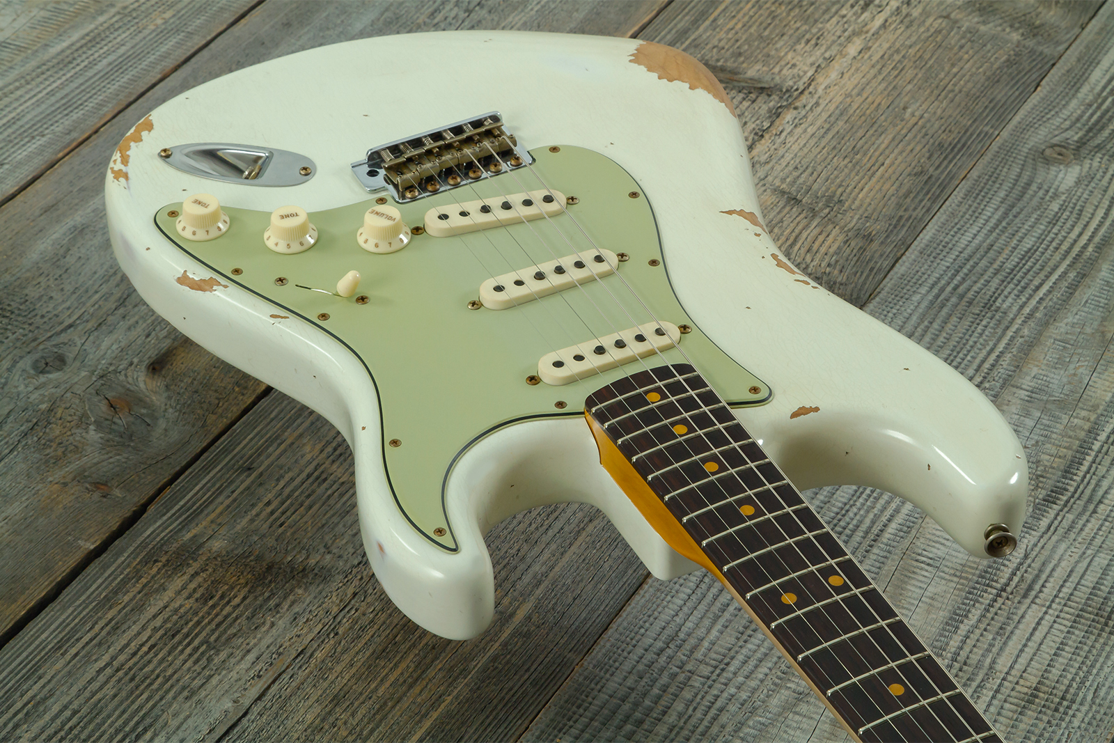 Fender Custom Shop Strat 1964 L-series 3s Trem Rw #l11710 - Heavy Relic Olympic White - Guitare Électrique Forme Str - Variation 3