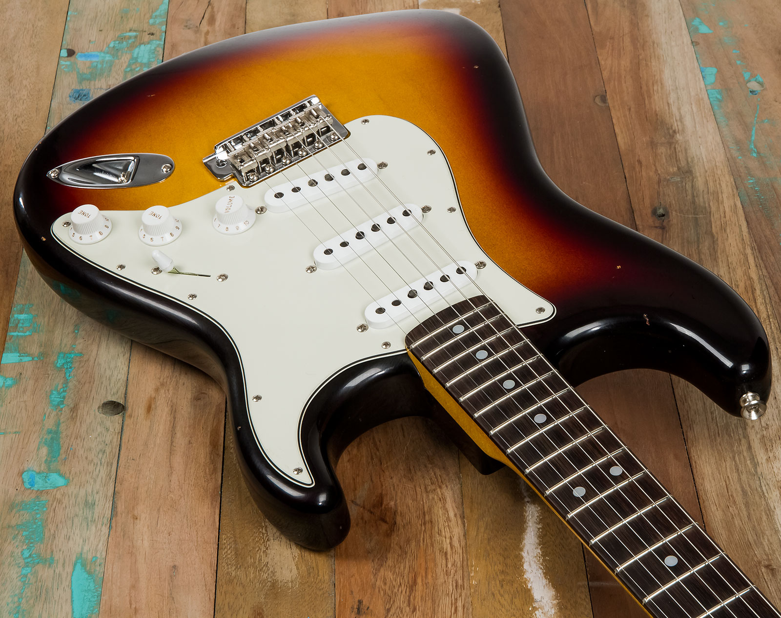 Fender Custom Shop Strat 1964 Rw #r114936 - Journeyman Relic 3-color Sunburst - Guitare Électrique Forme Str - Variation 2