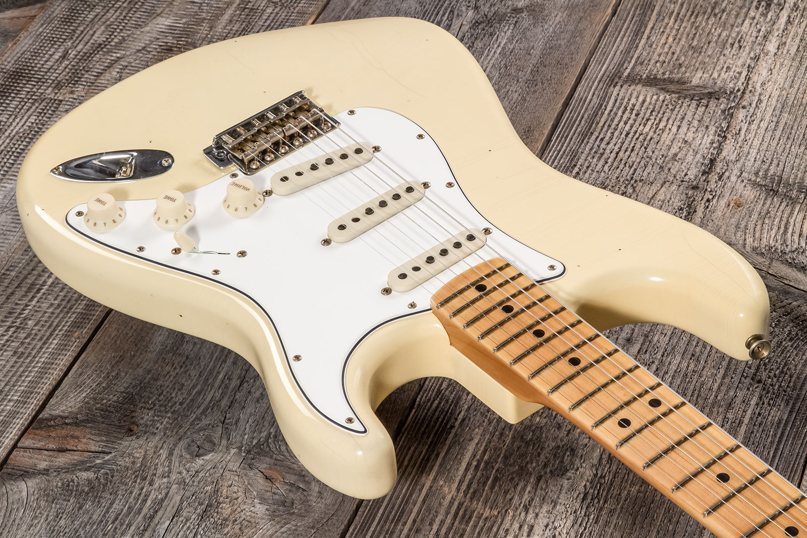 Fender Custom Shop Strat 1969 3s Trem Mn #cz576216 - Journeyman Relic Aged Vintage White - Guitare Électrique Forme Str - Variation 2