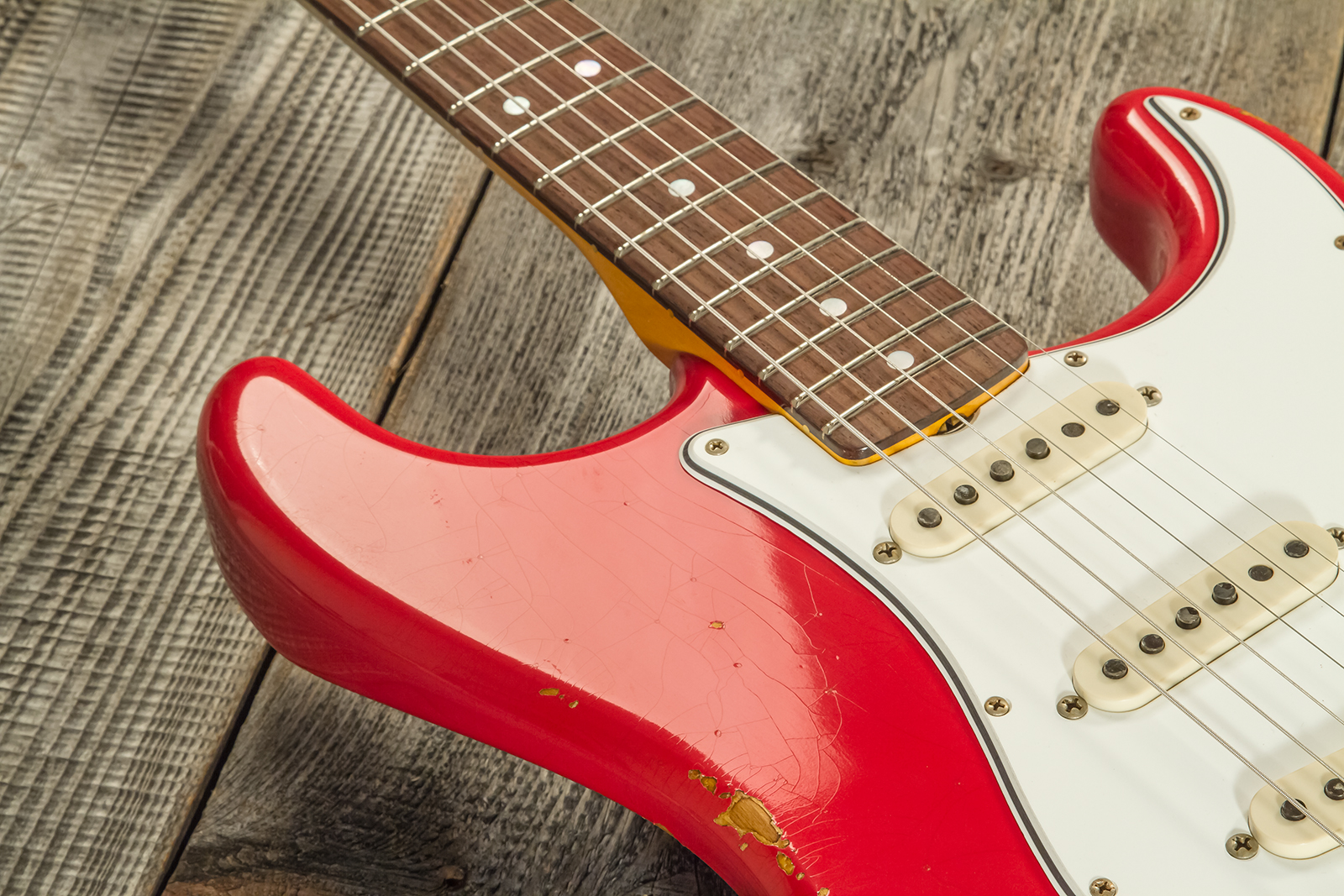 Fender Custom Shop Strat Late 1964 3s Trem Rw #cz568395 - Relic Aged Fiesta Red - Guitare Électrique Forme Str - Variation 3