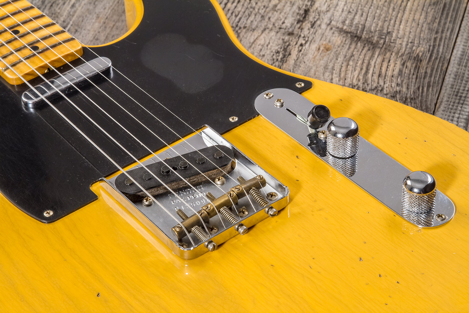 Fender Custom Shop Tele 1952 2s Ht Mn #r135090 - Relic Aged Butterscotch Blonde - Guitare Électrique Forme Tel - Variation 4