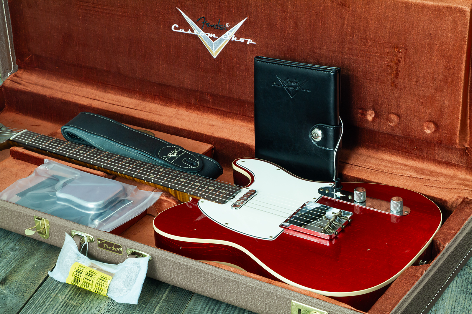 Fender Custom Shop Tele 1959 Vintage Custom 2s Ht Rw #r147953 - Journeyman Relic Candy Apple Red - Guitare Électrique Forme Tel - Variation 14