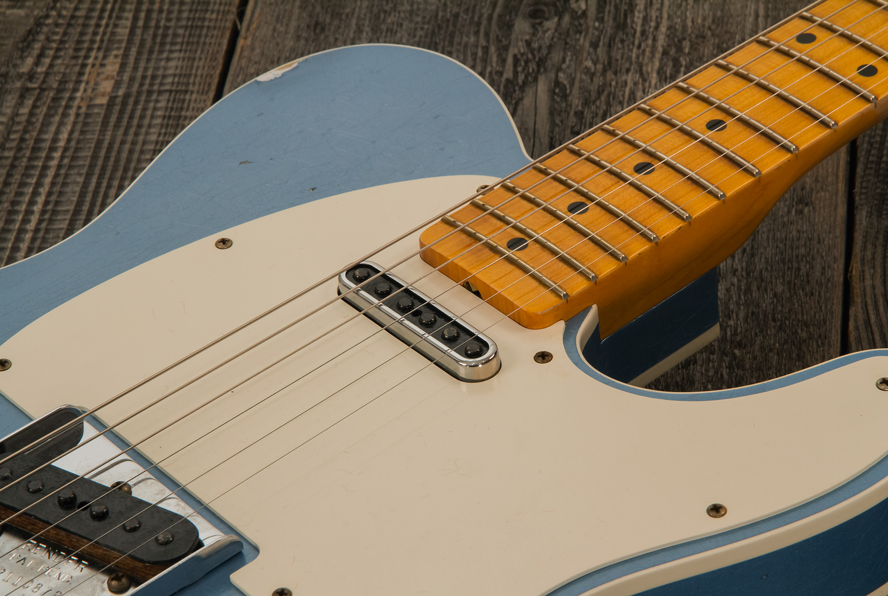 Fender Custom Shop Tele Custom Tomatillo 2s Ht Mn #r110879 - Relic Lake Placid Blue - Guitare Électrique Forme Tel - Variation 6