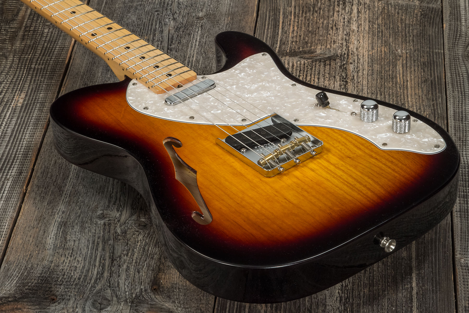 Fender Custom Shop Tele Thinline '50s 2s Ht Mn #r128616 - Closet Classic 2-color Sunburst - Guitare Électrique Forme Tel - Variation 3