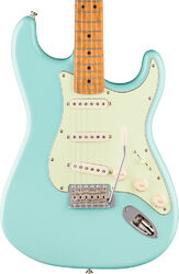 Guitare électrique forme str Fender American Professional Classic Stratocaster Ltd (USA, MN) - daphne blue