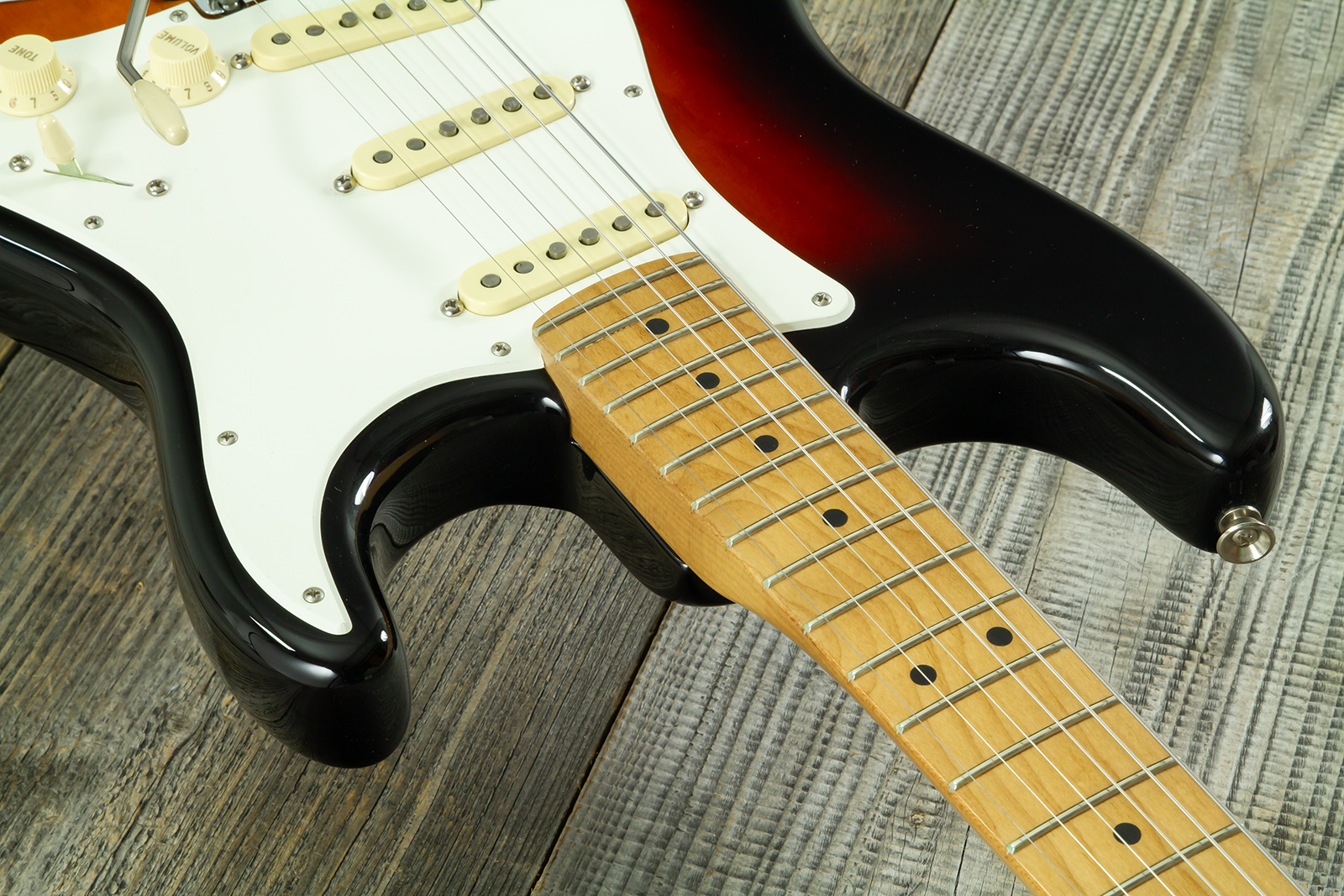 Fender Strat American Pro Ii Ltd 3s Trem Mn #us23077326 - 2-color Sunburst - Guitare Électrique Forme Str - Variation 5